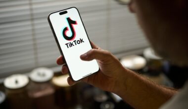 EU to crack down on TikTok, Instagram ‘addictive design’ hooking kids