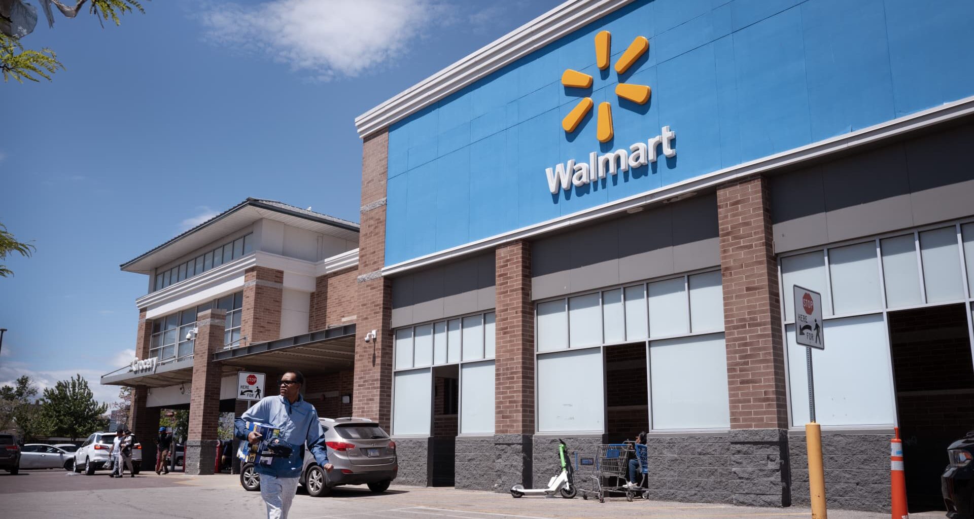 Walmart (WMT) earnings Q1 2027