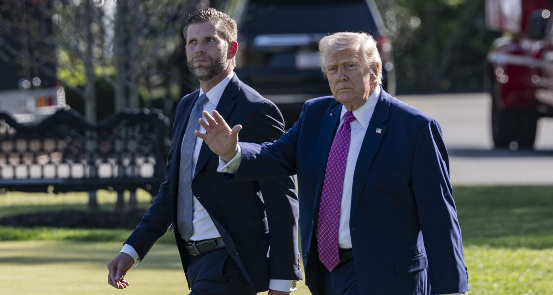 Trump drops $10 billion lawsuit against IRS
