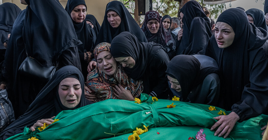 Lebanese Mourn Eight Members of One Family Killed in Israeli Strike