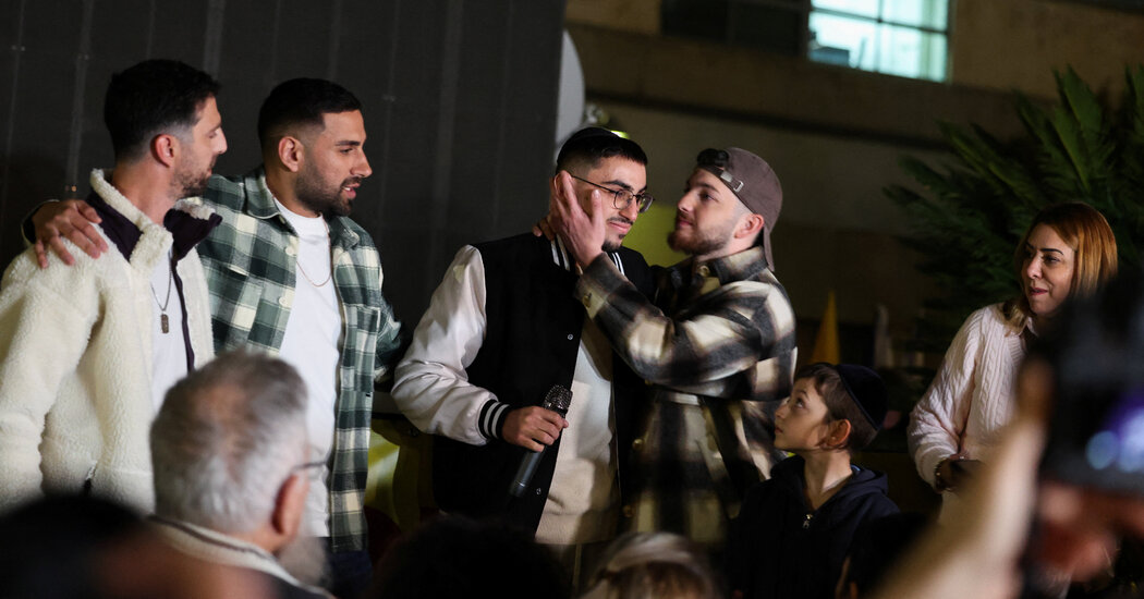 Former Hostage Calls on All of Israel’s Government to Resign