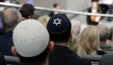 Why more and more Israeli and American Jews are seeking German citizenship