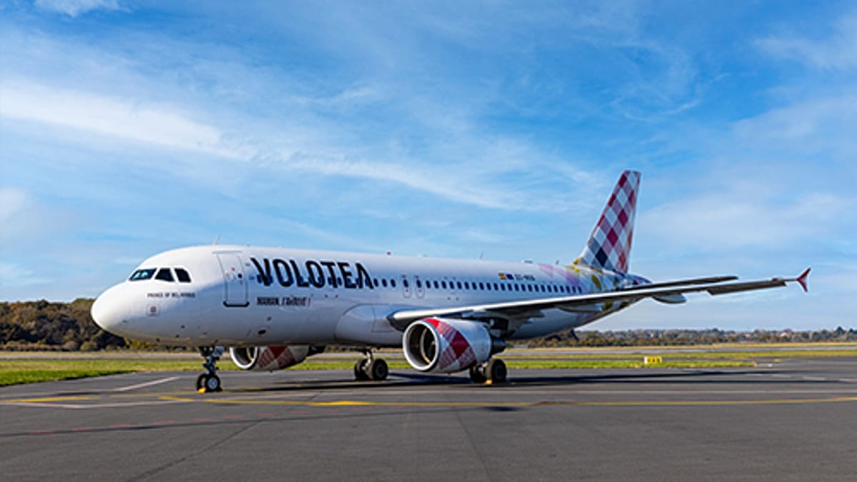 Airlines cannot add fuel surcharges after ticket sales, EU says