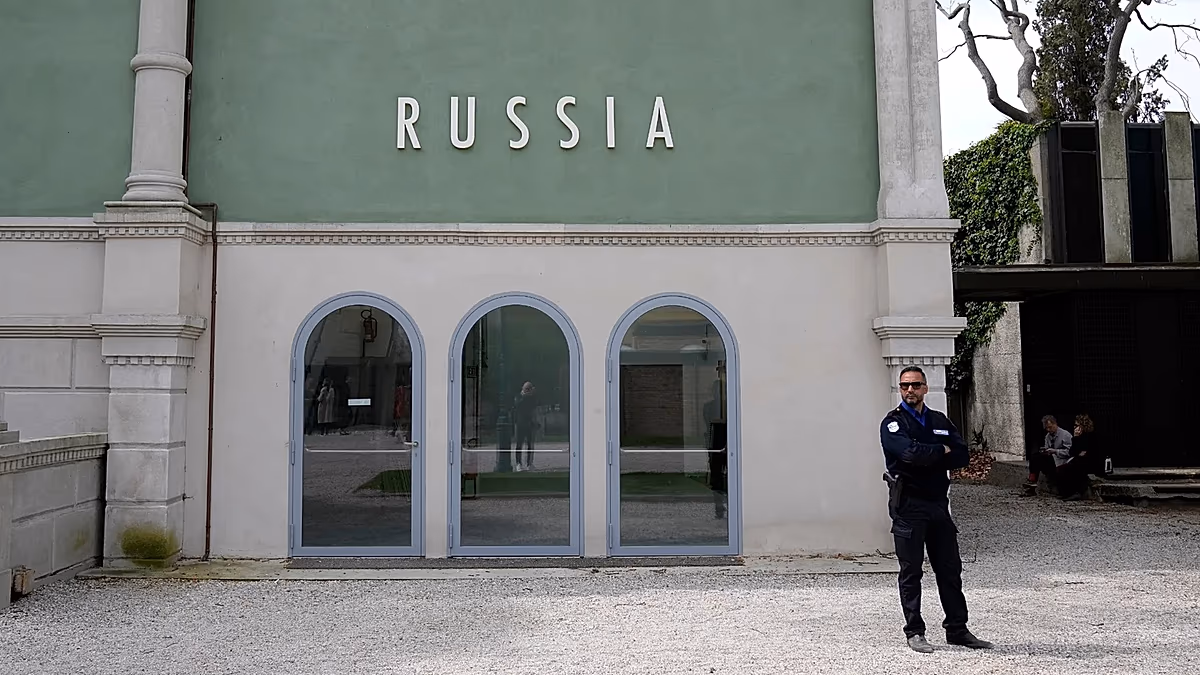 Venice Biennale's international jury resigns as Italy's government opposes Russia's participation