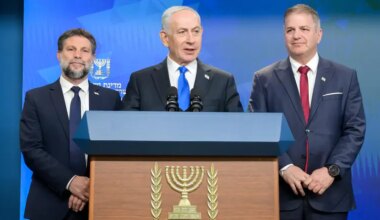 Israel unveils massive summer program for students