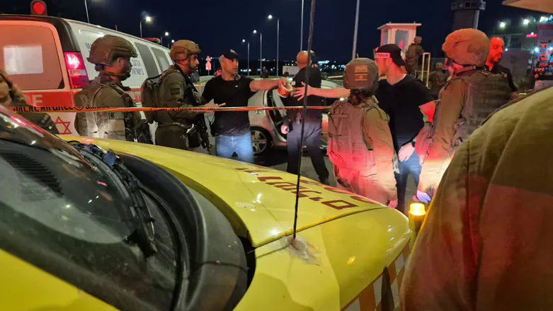 Two girls injured in ramming attack at Gush Etzion Junction