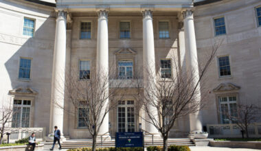 Justice Dept. Accuses Yale Medical School of Discriminating Against White and Asian Applicants