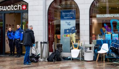 Shoppers’ Frenzy for ‘Royal Pop’ Pocket Watches Forces Swatch to Shut Stores