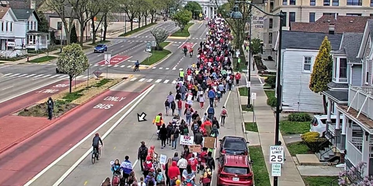 3,000 people estimated to have participated in May Day march