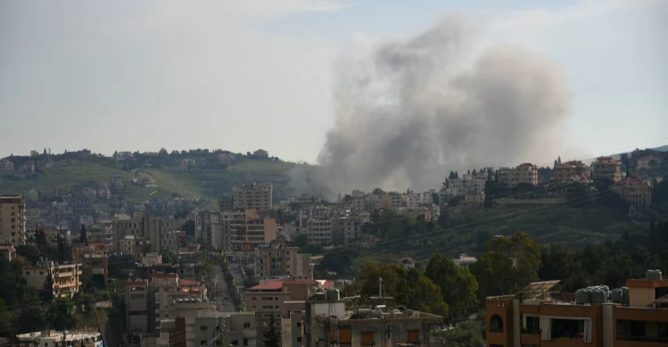 Israel launches new strikes in southern Lebanon
