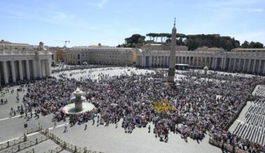 Pope remembers journalists who lost their lives due to violence and wars