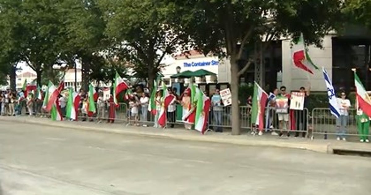 Iranian-Americans rally in Houston over unrest, internet blackouts in Iran