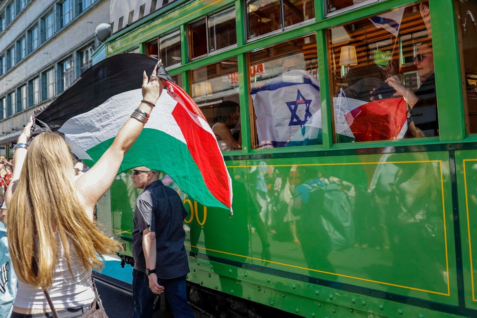 SWITZERLAND-ISRAEL-PALESTINIAN-MUSIC-TELEVISION-AWARD-DEMO