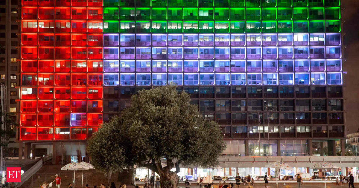 As Netanyahu spotlights Israel's ties to UAE, its rulers prefer to be discreet
