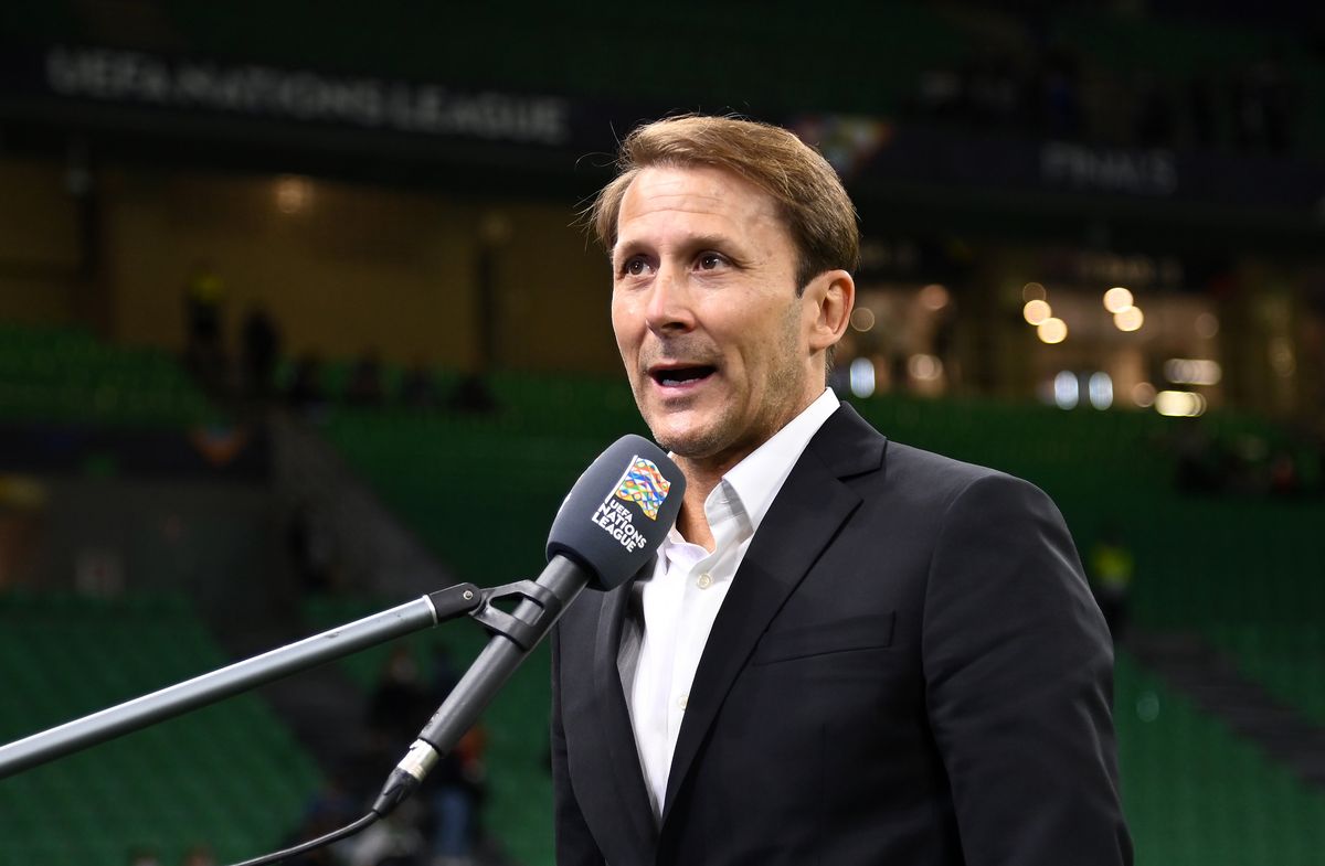MILAN, ITALY - OCTOBER 06: Gaizka Mendieta, Former Spanish International speaks to the media prior to the UEFA Nations League 2021 Semi-final match between Italy and Spain at San Siro Stadium on October 06, 2021 in Milan, Italy. (Photo by Tullio Puglia - UEFA/UEFA via Getty Images)