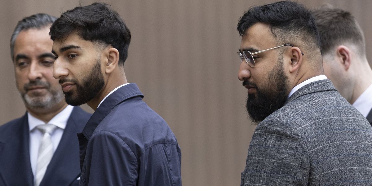 Manchester Airport attack: Jury fails to reach verdict in trial of two men accused of assaulting police officer