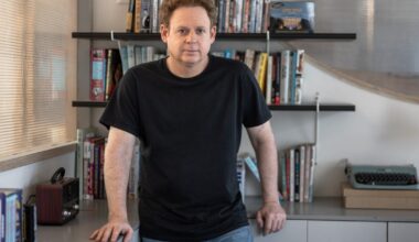 He Was Israel's Jon Stewart. Now He's on a Mission to Free Young Voters From Netanyahu's Hold