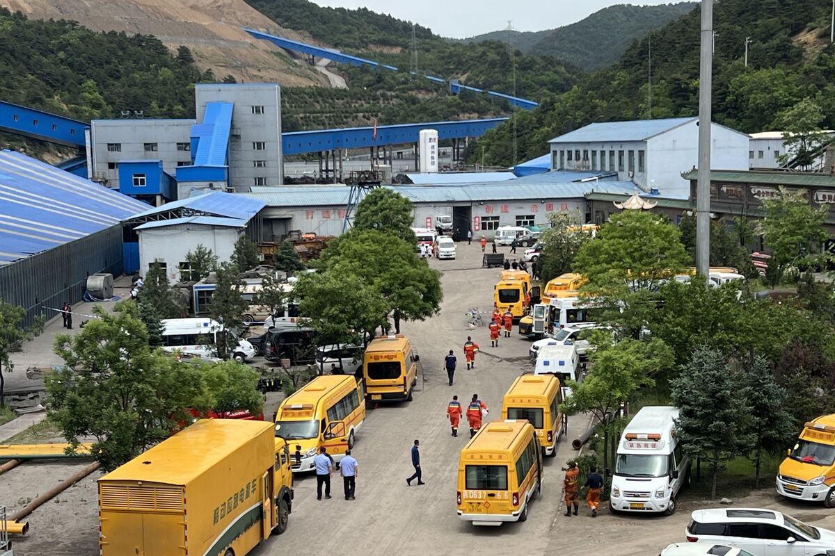 Deadliest China Coal Mine Blast Since 2009 Kills at Least 90