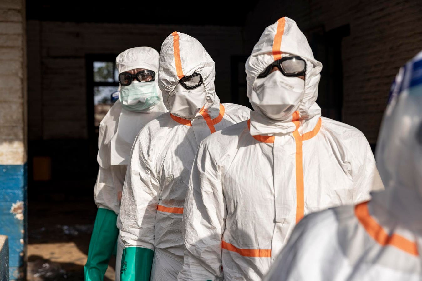 Ebola Death Toll Rises To 220, Officials Say 11 Countries Now At Risk (Live Updates)