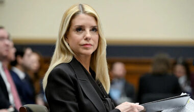 Pam Bondi diagnosed with thyroid cancer weeks after departing as Trump's attorney general: report