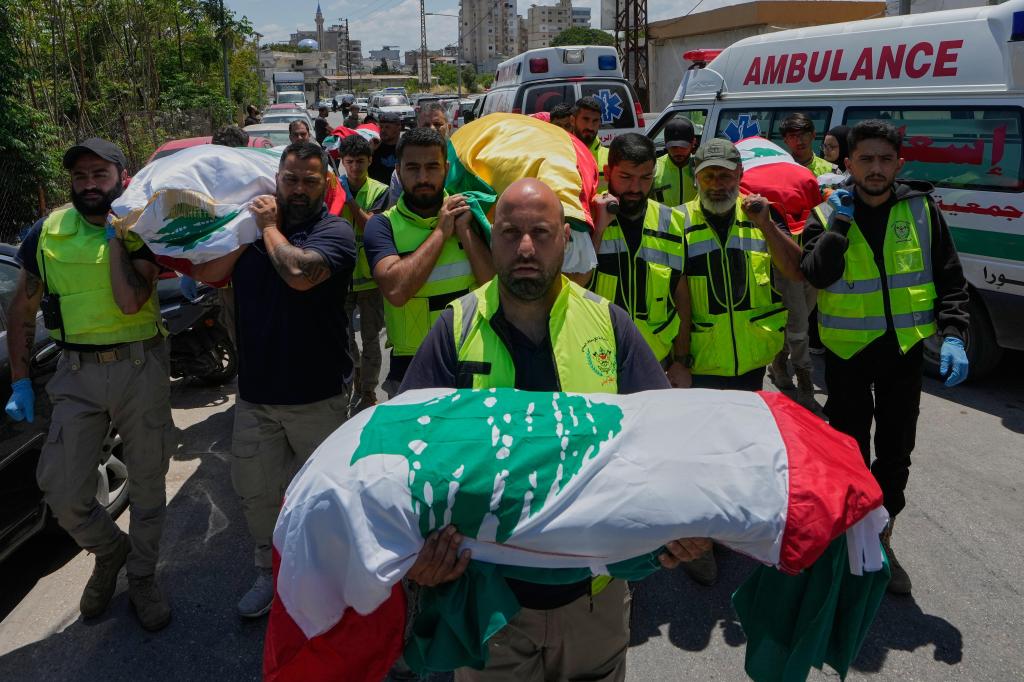 Israeli troops push deeper into Lebanon as the two sides start talks