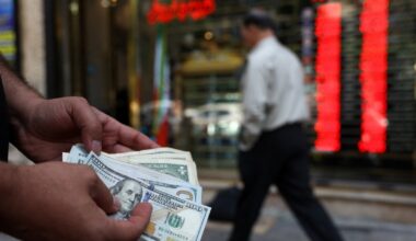 War Pushes Iran's Economy Even Further Toward The Brink