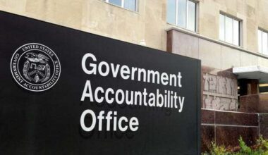 GAO would need to cut 1,000 employees under House bill