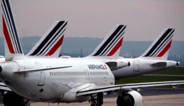 Amid Ebola fears, person on flight diverted to Montreal was asymptomatic