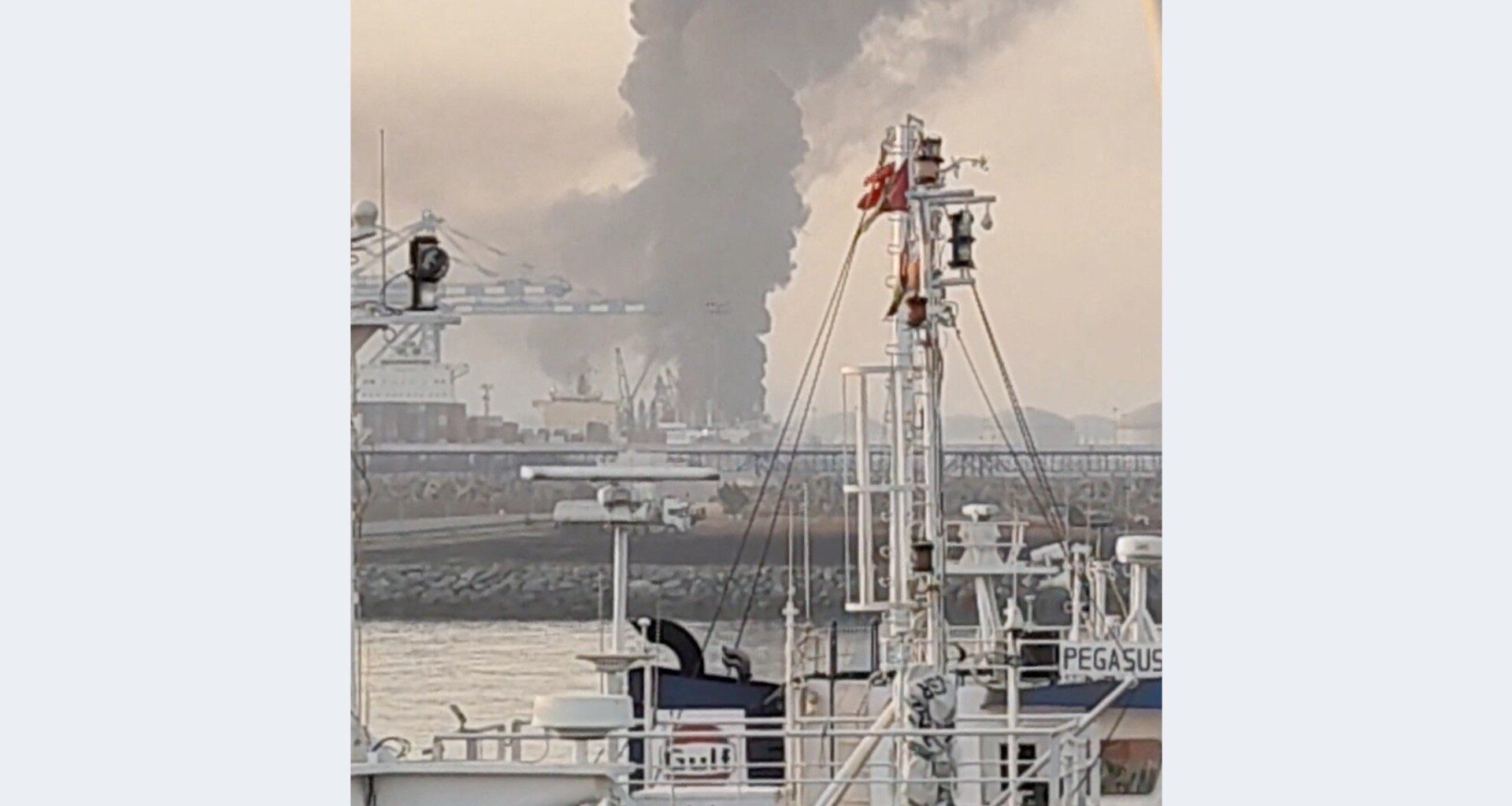 UAE comes under Iranian attacks for second consecutive day | US-Israel war on Iran News