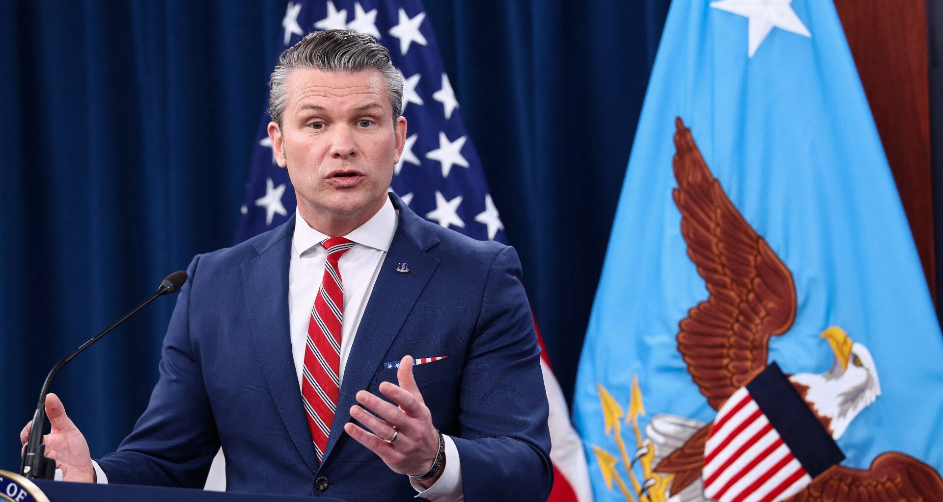 US-Iran ceasefire holds despite Hormuz standoff: Pentagon chief Hegseth | US-Israel war on Iran News