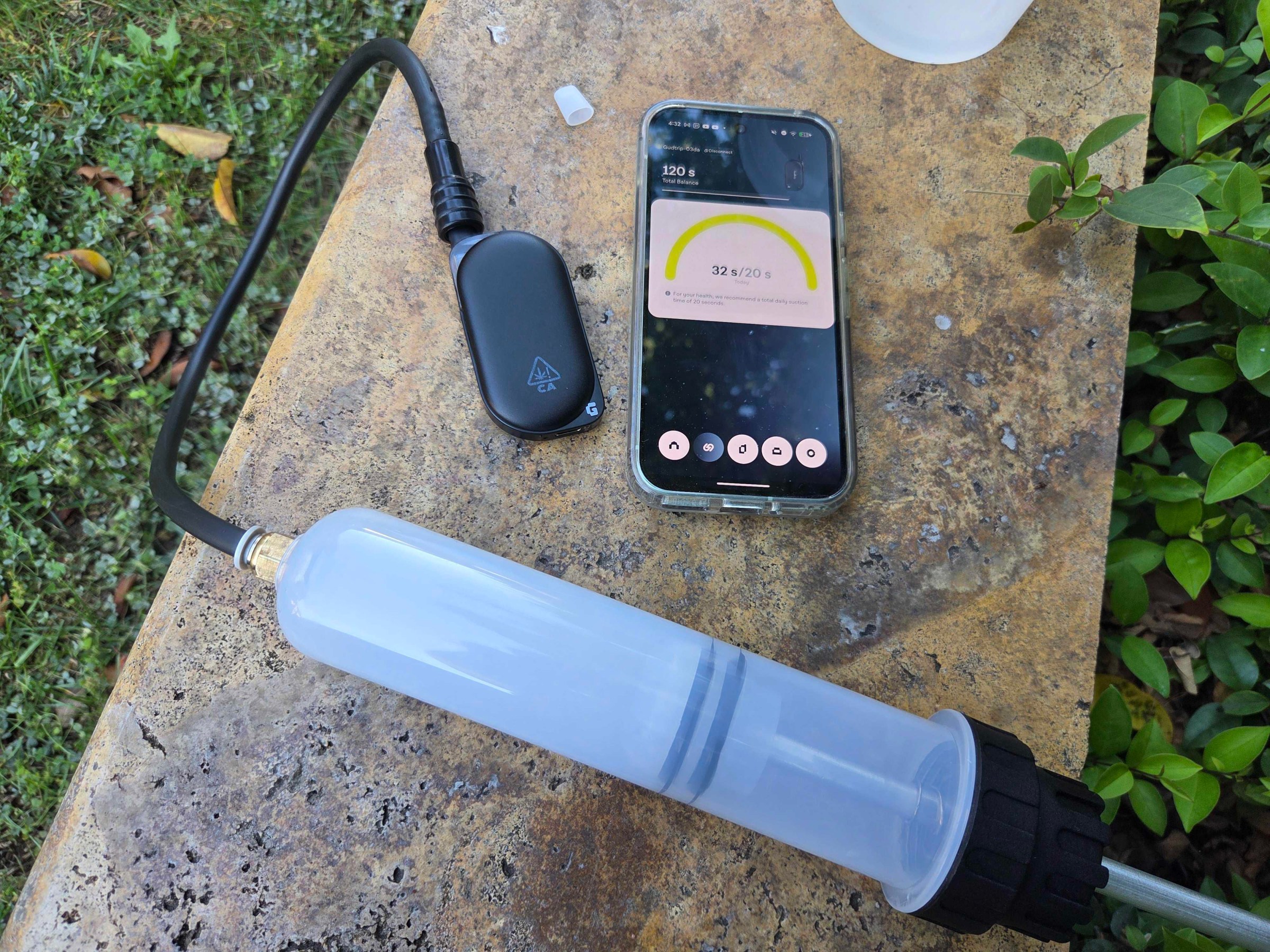 A complicated setup to fake “smoke” a weed vape