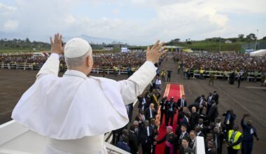 Bishop Flores: Pope Leo’s AI encyclical is coming. Don’t let ChatGPT read it for you.