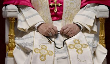 Pope Leo asks Catholics worldwide to pray rosary for peace May 30