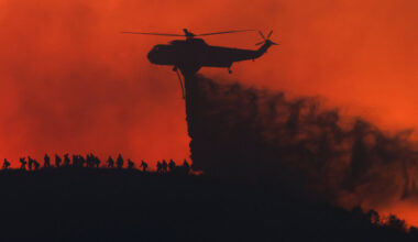 2 Wildfires Near Los Angeles Prompt Evacuations