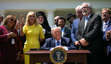 White House to host mass prayer event to promote Christian origins of the US