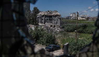 Fate of War in Lebanon Rests With Outside Powers