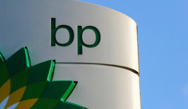 BP Ousts Chairman, Citing ‘Serious Concerns’ Over Conduct