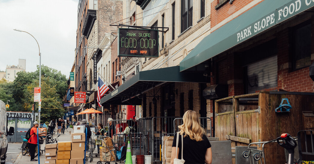 Brooklyn Co-op Divided Over Push to Boycott Israeli Products