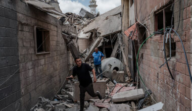 Iran War Live Updates: Fighting Flares in Lebanon, Complicating U.S.-Iran Peace Talks