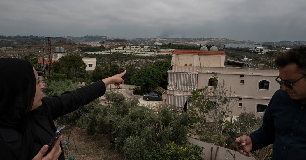 Residents Watch as Israeli War Planes Circle Over Southern Lebanon