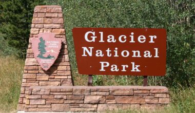Hiker killed in apparent bear attack in Glacier Park