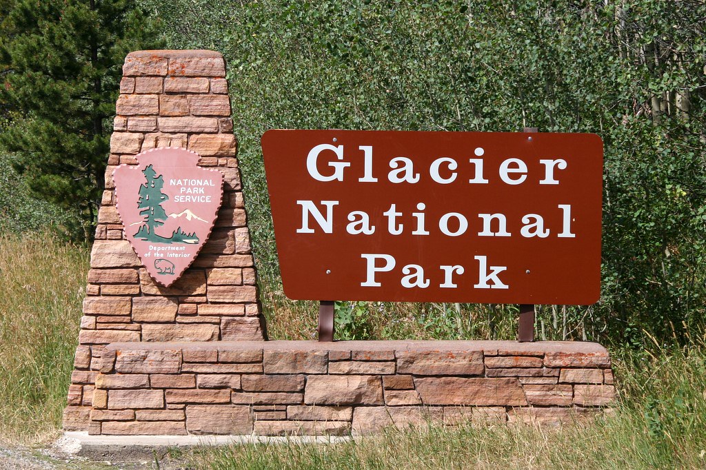 Hiker killed in apparent bear attack in Glacier Park