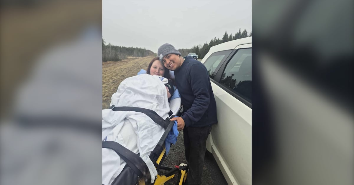 Couple who had their baby on the Trans-Canada highway - CTV News