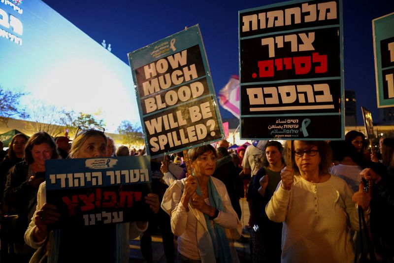 Israel takes step toward snap election as Knesset votes to dissolve