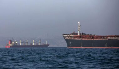 Progress in Iran Talks Undercut Over Uranium, Hormuz Tolls