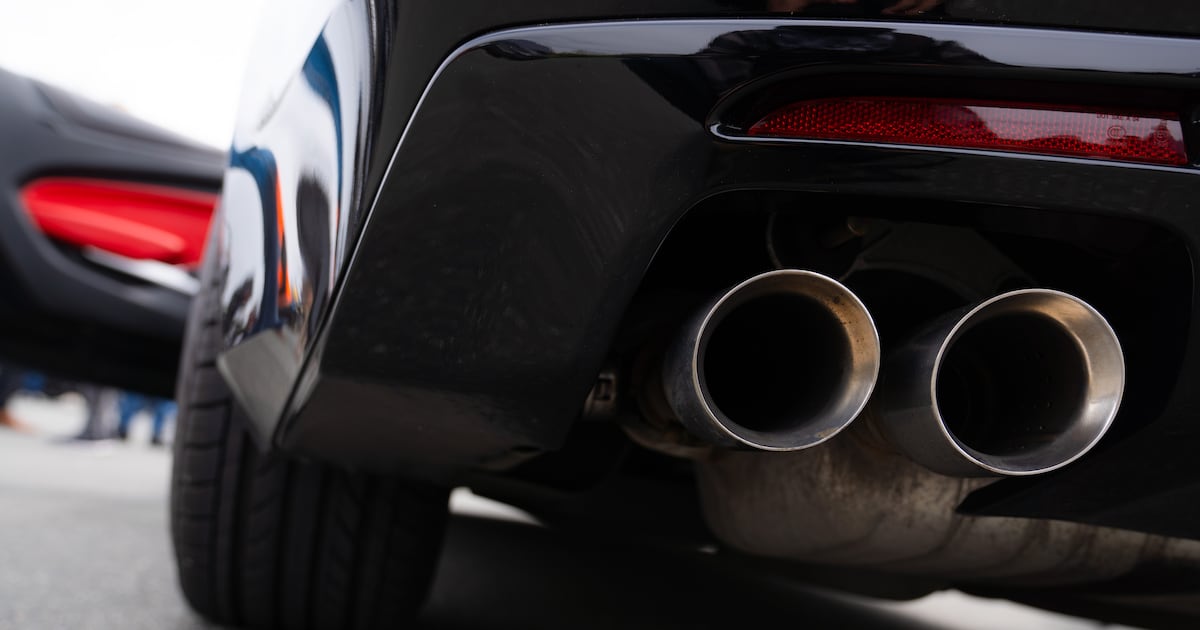 Toronto loud vehicles: sound cameras proposed as solution