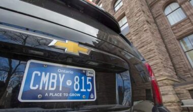 Ford government goes to court to fight FOI disclosure of blue licence plate documents