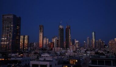 Israel risks fiscal crisis as war costs, defense demands soar