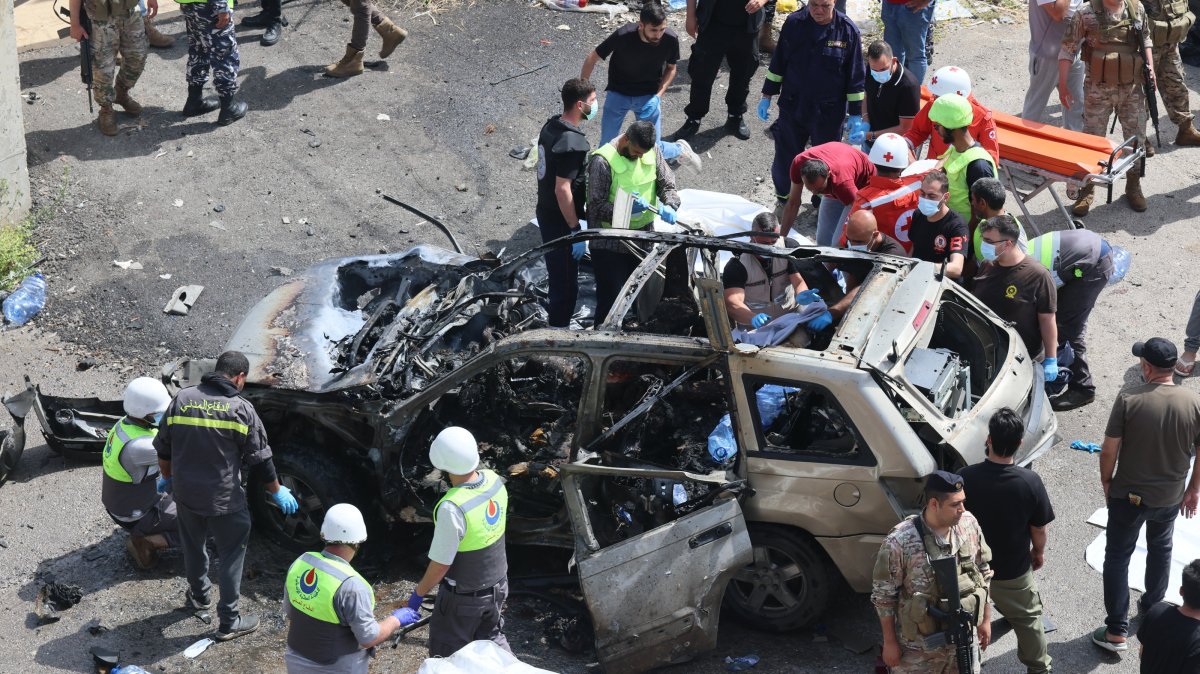 Israel strikes cars on Lebanese highway, killing 8, including 2 children