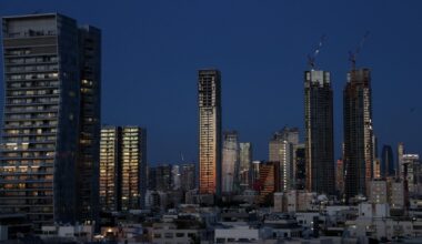 Israel's economy contracts in Q1 as Iran war weighs on output